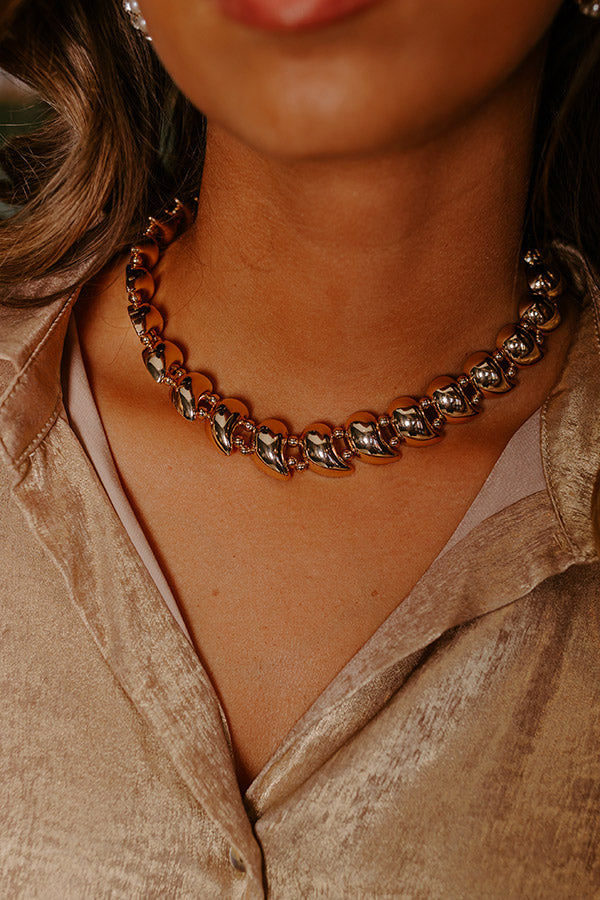 Premium Statement Necklace in Gold - Ultimate Chic Accessory