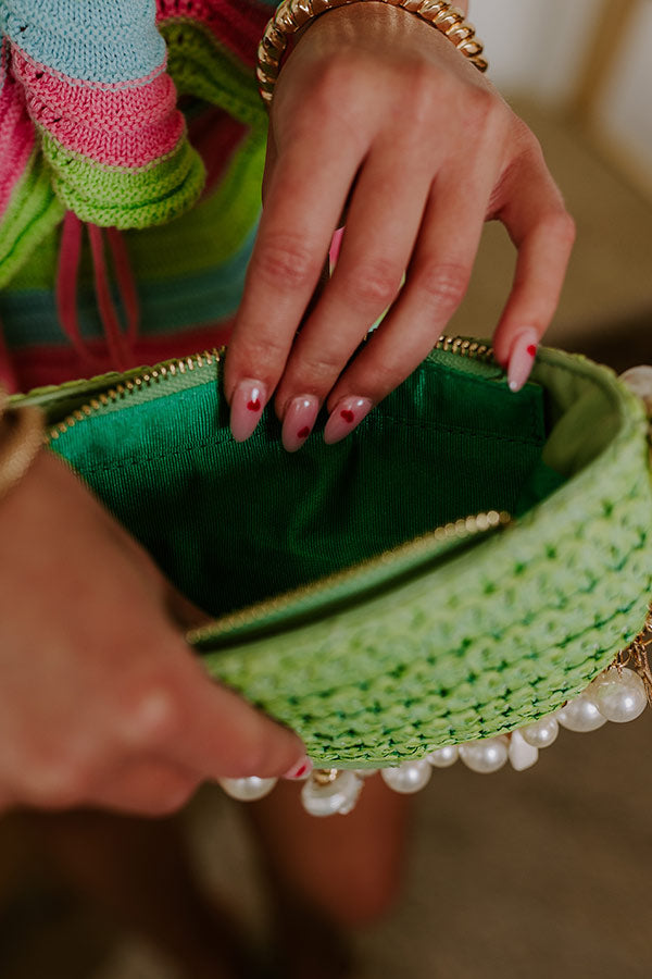 Premium Isla Woven Straw Handbag in Vibrant Lime