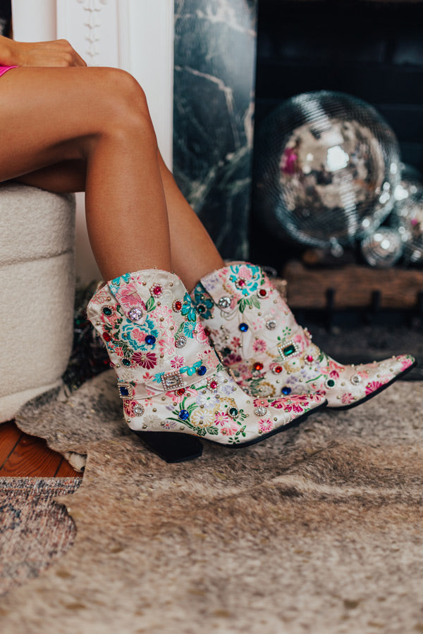 Ultimate Delilah Embellished Cowboy Boot - Premium Ivory Style