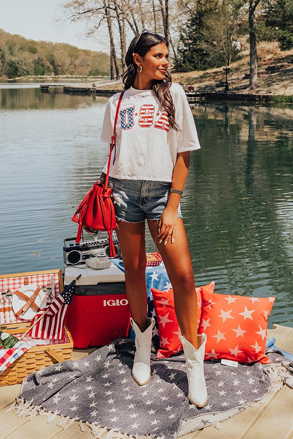 Premium USA Flag Graphic Tee - Ultimate Patriotic Style