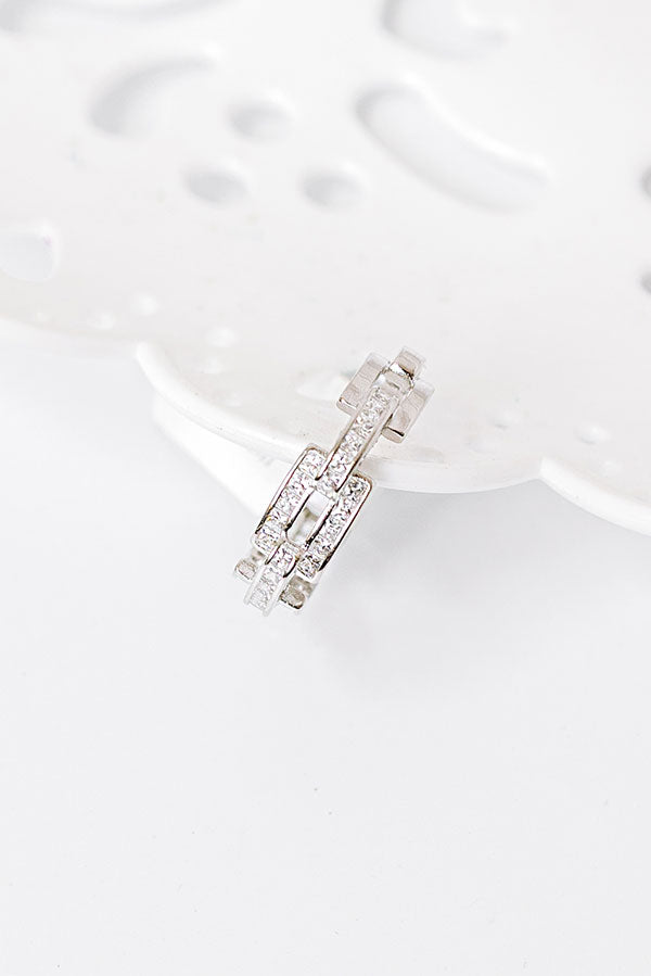 Premium Silver Love Link Ring - Ultimate Style Statement