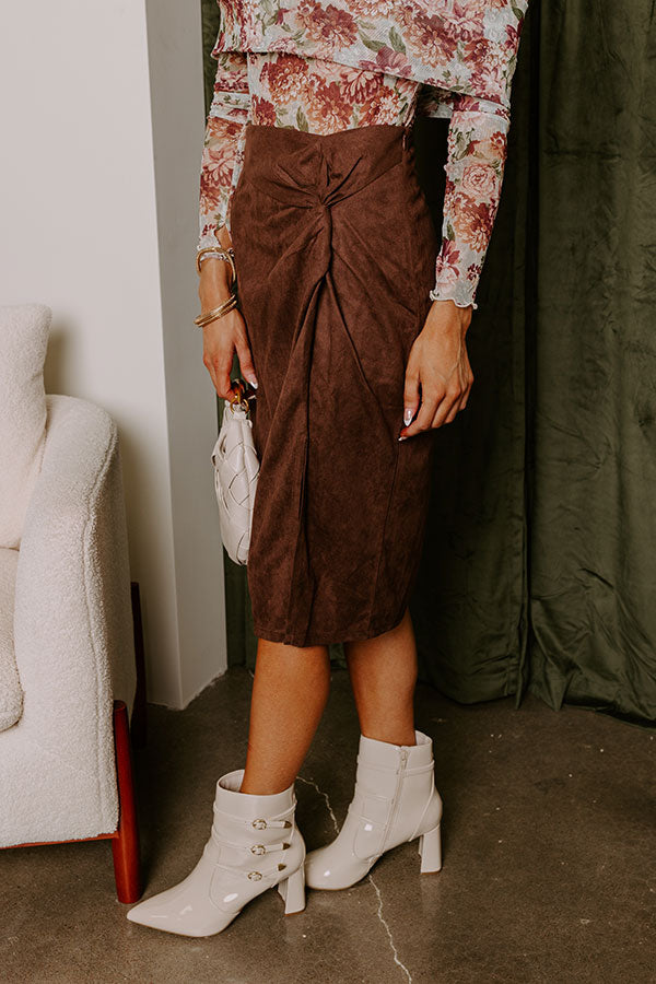 Premium Autumn Harmony Faux Suede Skirt in Chestnut - Ultimate Fall Wardrobe Essential