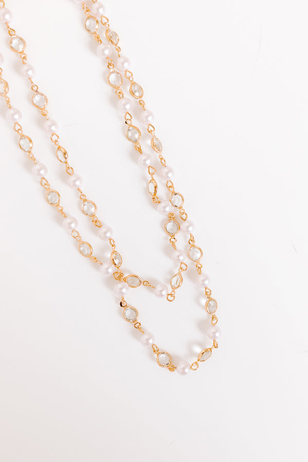 Ultimate Poised Romance Necklace - Elegant Gold & Pearl Design