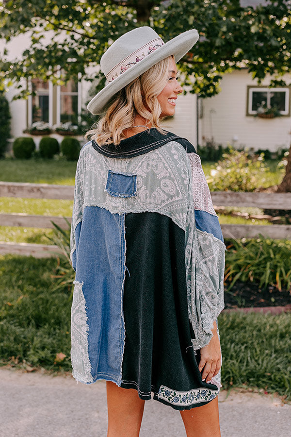 Premium Stellar Style Color Block Top - Trendy Black Design