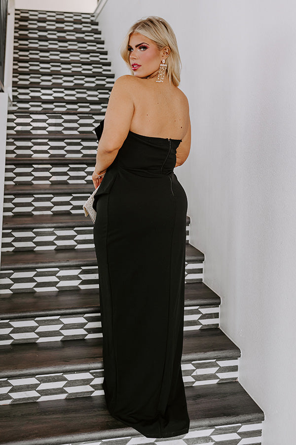 Premium Elegance Maxi Dress - Black Curves Edition