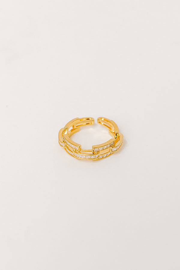 Premium Love Link Ring - Gold Elegance