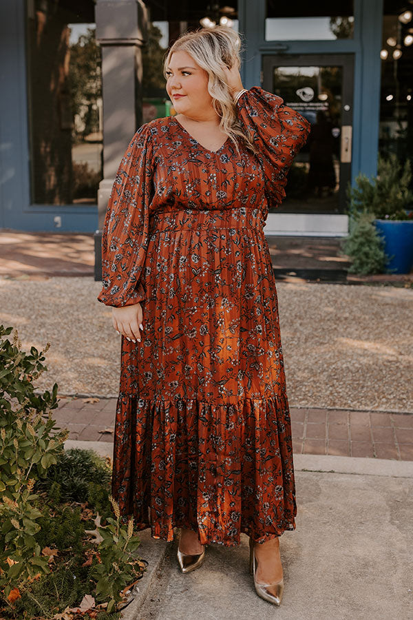 Ultimate Floral Maxi Dress - Curve-Enhancing Elegance