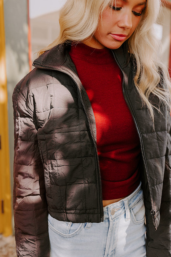 Ultimate Crisp Leaves Puffer Jacket - Black Edition