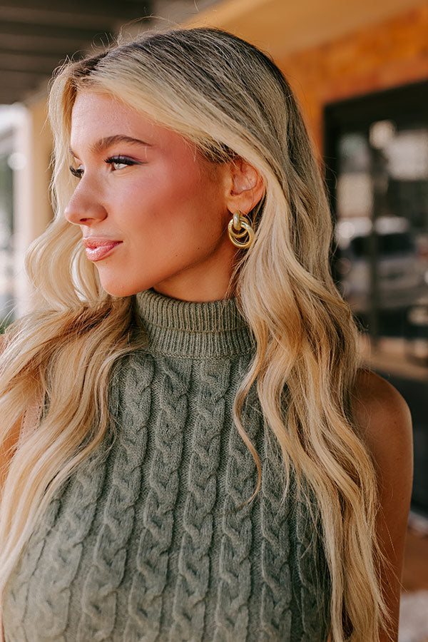 Ultimate Fashion Week Hoop Earrings - Premium Gold Finish