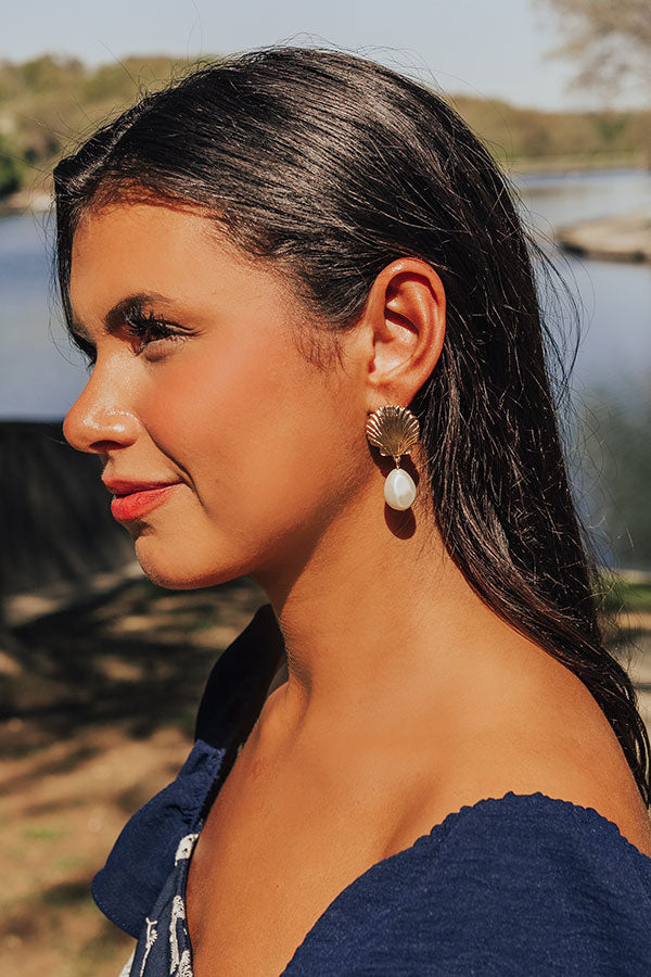 Premium Oceanside Glam Earrings - Elegant Seashell Design