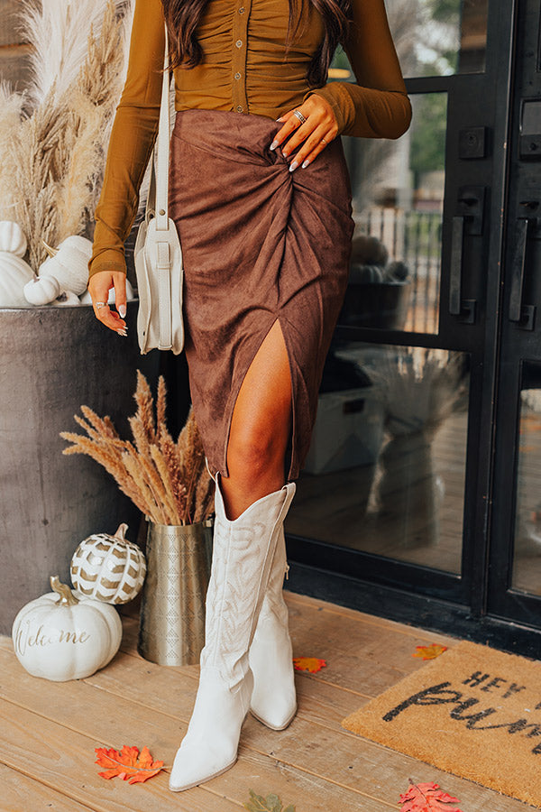 Premium Autumn Harmony Faux Suede Skirt in Chestnut - Ultimate Fall Wardrobe Essential