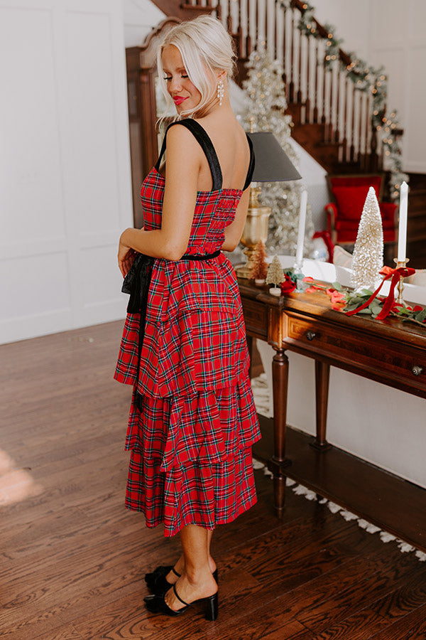 Premium Holiday Harmony Plaid Tiered Midi Dress