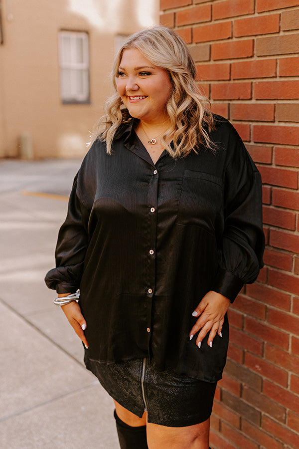 Premium Black Curves Button-Up Shirt: Ultimate Wardrobe Essential